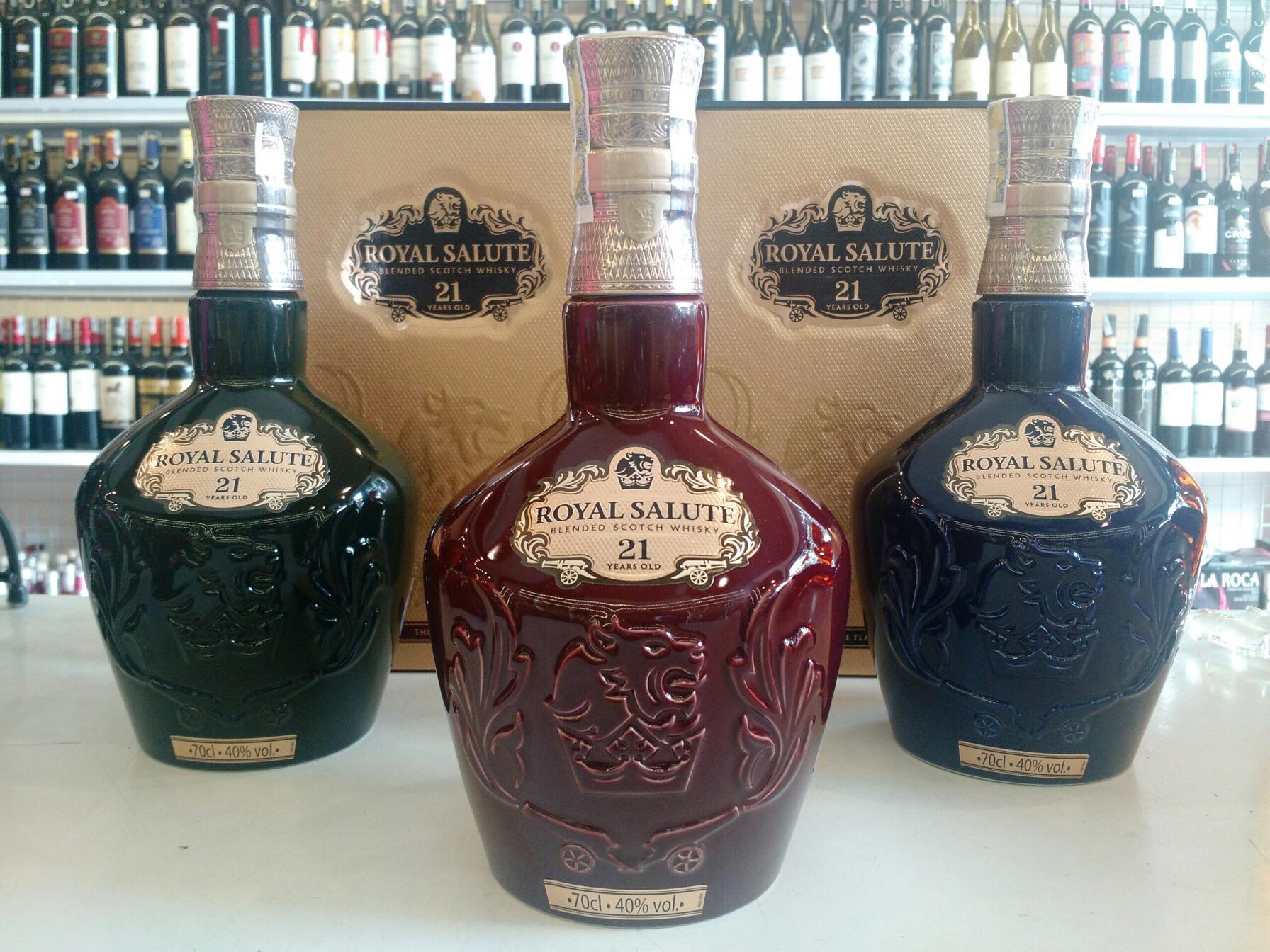 Rượu Chivas 21 Royal Salute