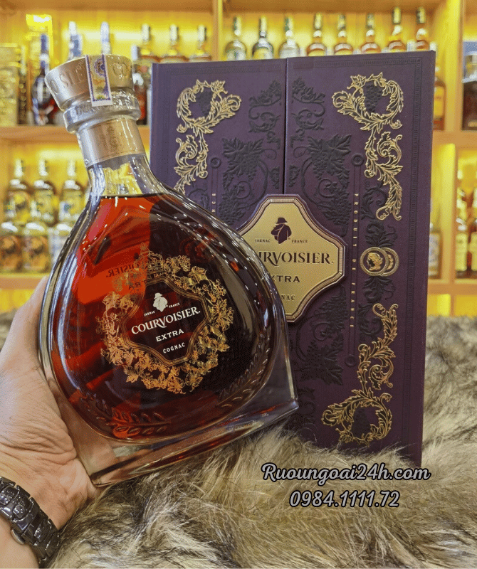 Rượu Courvoisier Extra