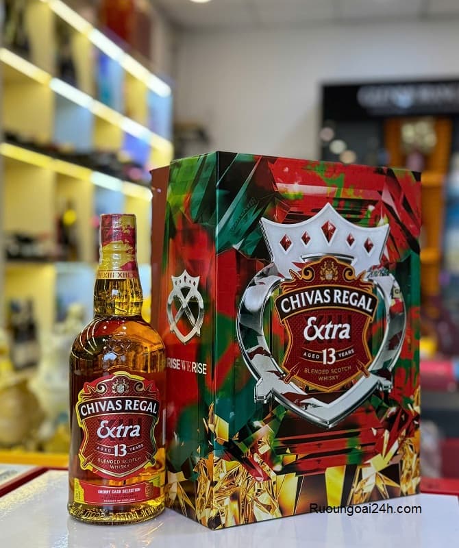 Rượu Chivas 13 Regal hộp quà F25