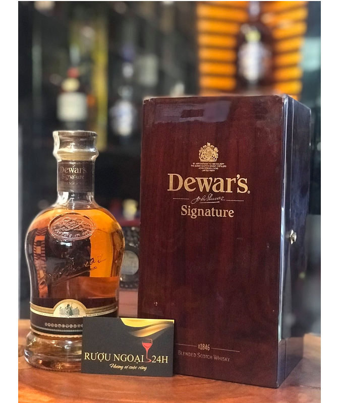 Rượu Whisky Dewar's Signature