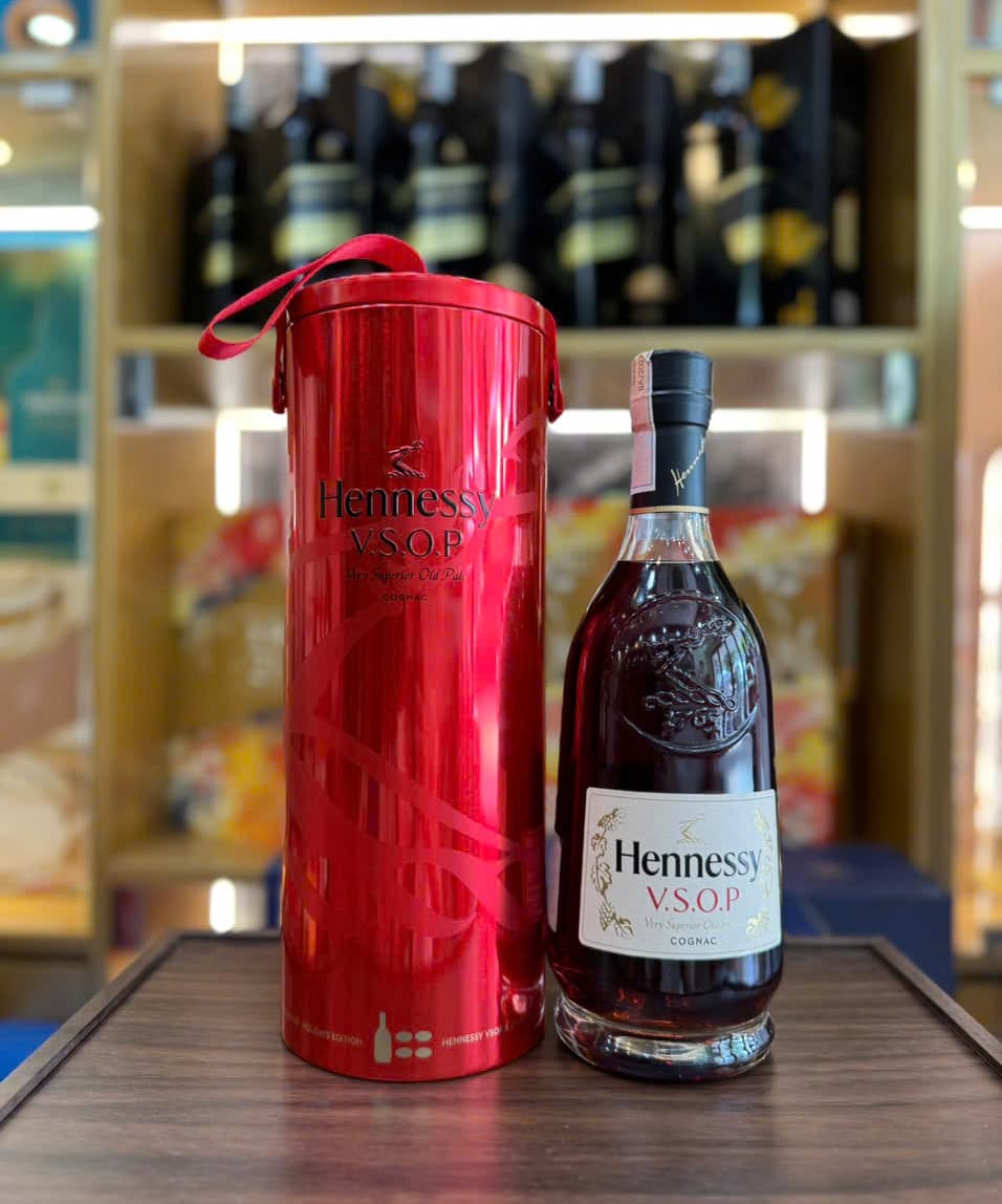 Rượu Hennessy VSOP hộp quà tặng