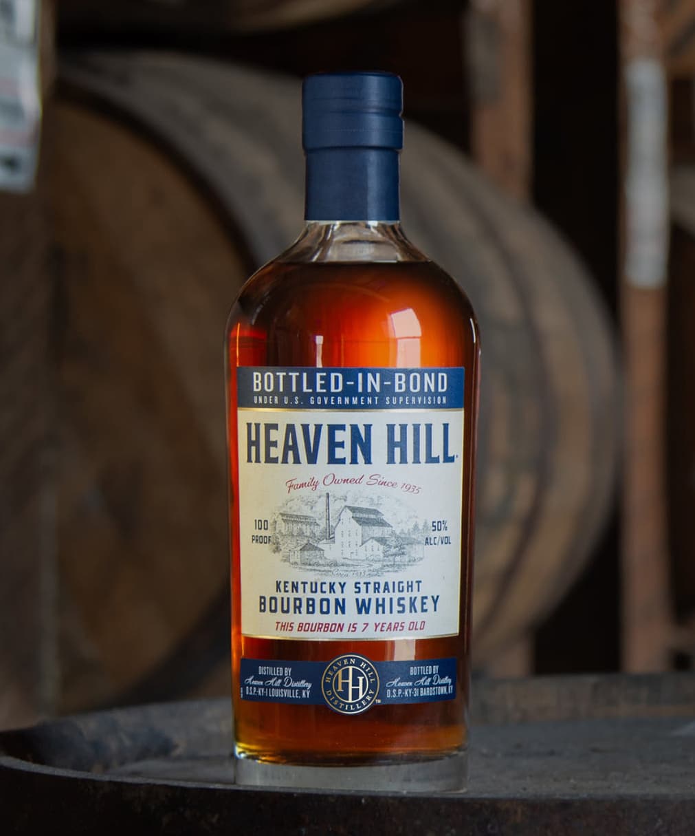 Rượu Heaven Hill Bottled-in-Bond
